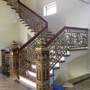 Cầu thang nhôm đúc HT 12